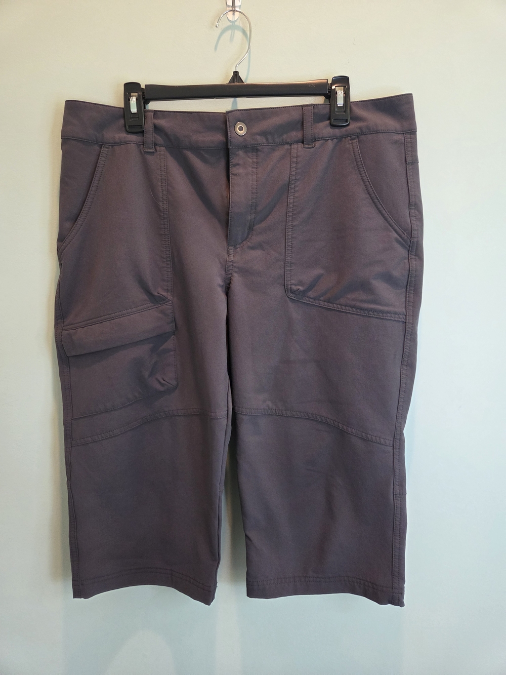 Columbia Saturday Trail II Women's 16 Cargo Capri Pants Dark Gray Omni-Shield - Picture 2 of 10